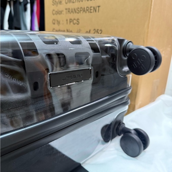 Off-White Clear Trolley carry on - w/stickers Brand New! - Picture 11 of 16